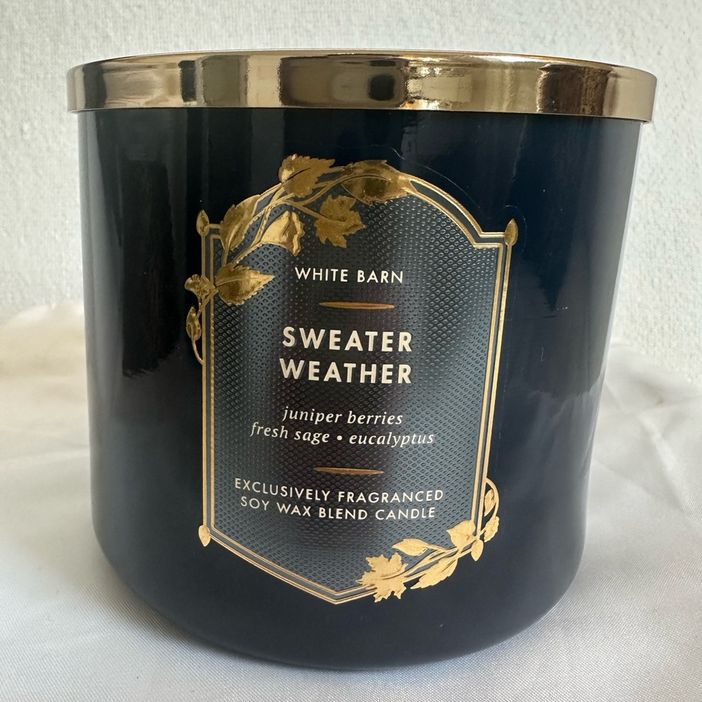 White Barn Sweater Weather Candle - Blue and Gold